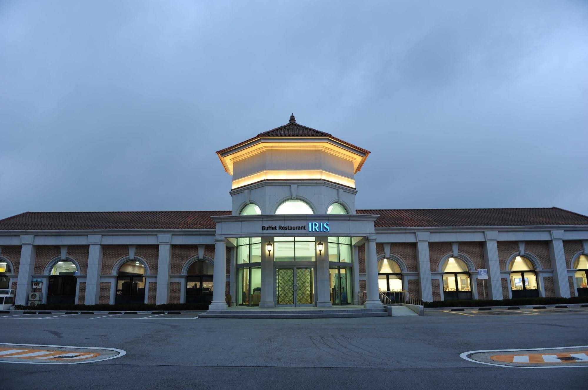 Hotel Pineridge Sokcho Esterno foto