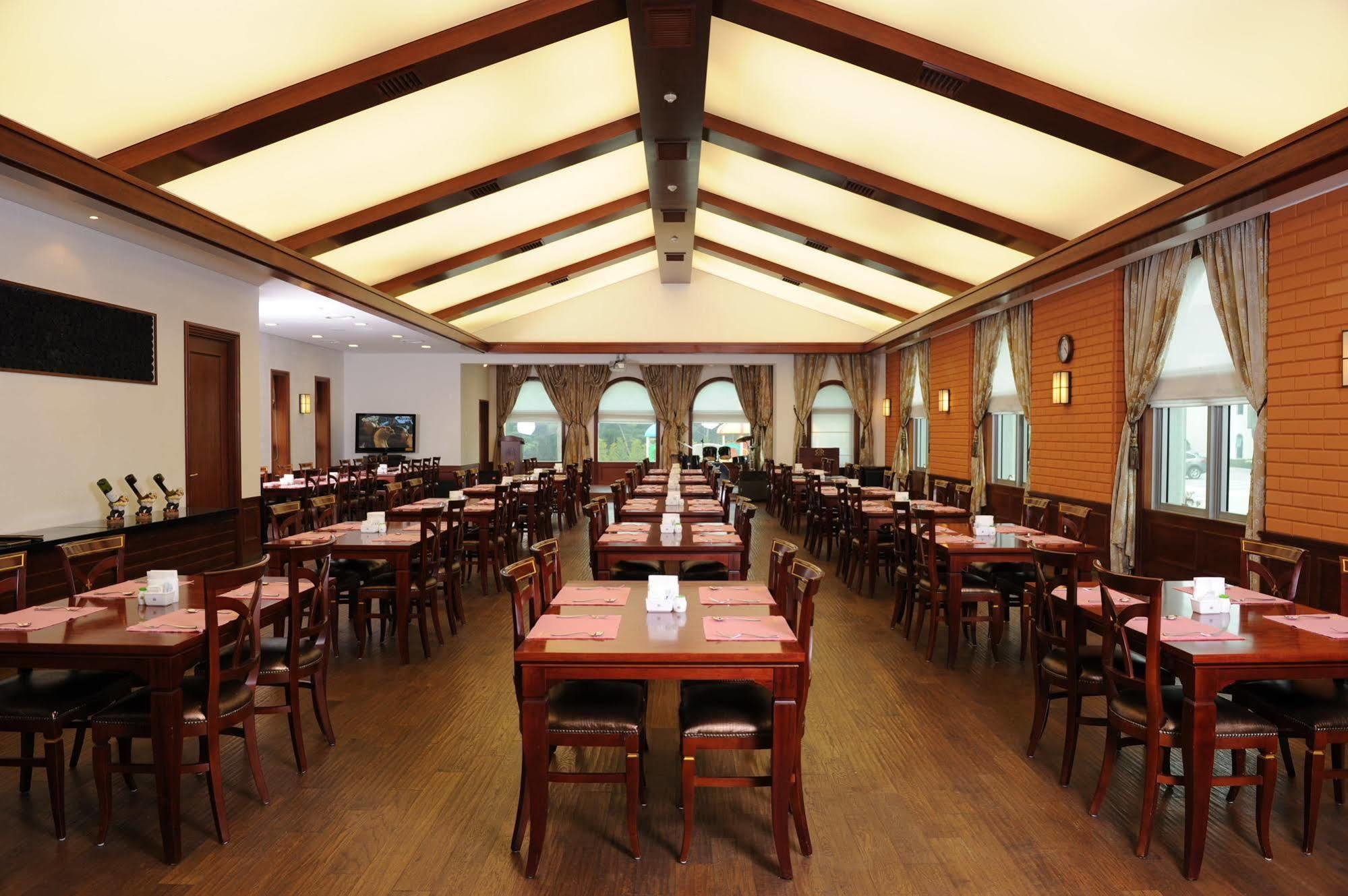 Hotel Pineridge Sokcho Esterno foto