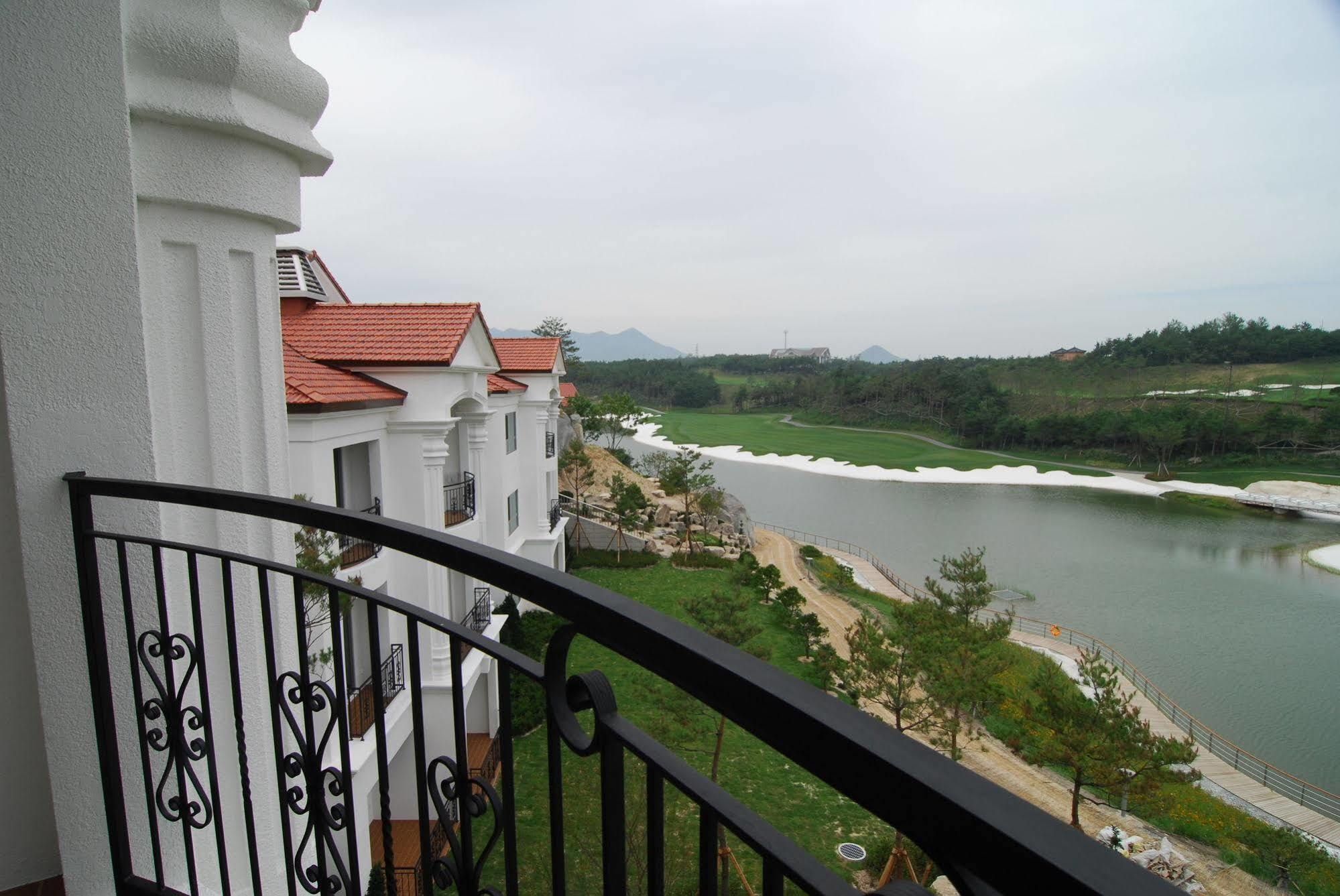 Hotel Pineridge Sokcho Esterno foto